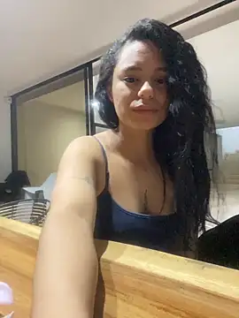 Ciara Lawrence online show from 11-30-25, 07:01