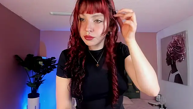 Snapshot of Velvet_Dreamss chatting on 07-22-26, 11:35 Velvet Dreamss online show from 07-22-26, 11:35
