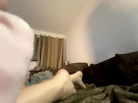 Snapshot of babygirltiti chatting on 11-18-25, 05:28 babygirltiti online show from 11-18-25, 05:28