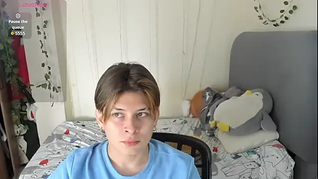 Snapshot of Felix_kitty chatting on 12-03-25, 07:12 Felix kitty online show from 12-03-25, 07:12