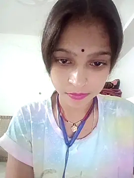 Mohnicute online show from 05-10-26, 12:21