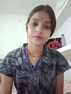 Mohnicute online show from 05-17-26, 12:34