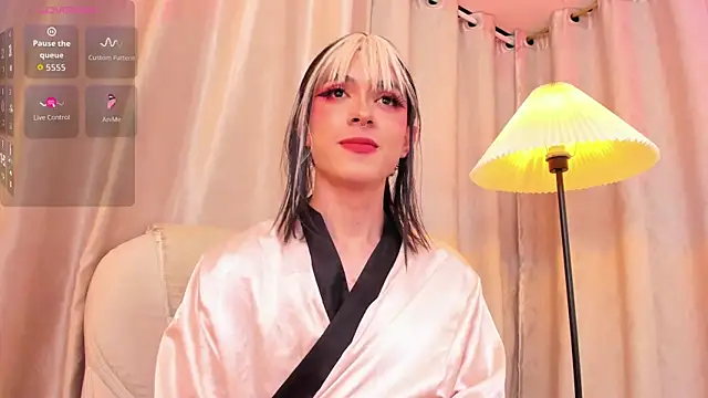 cleeo nile online show from 11-18-25, 03:34