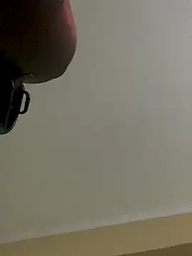 Taurina0105 online show from 11-22-25, 07:07