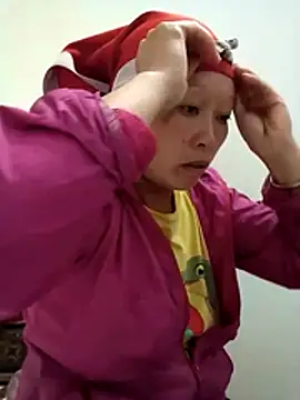 girl-hot2x online show from 11-15-25, 04:54