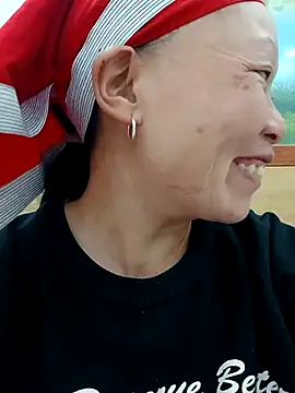 girl-hot2x online show from 01-10-26, 12:40