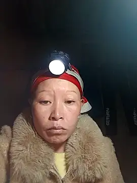 girl-hot2x online show from 02-14-26, 12:13