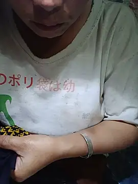 Snapshot of girl-hot2x chatting on 06-21-26, 01:24 girl-hot2x online show from 06-21-26, 01:24