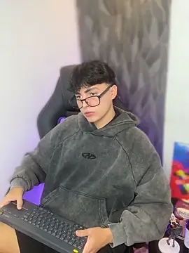 Samu FoXXX online show from 11-11-25, 08:20