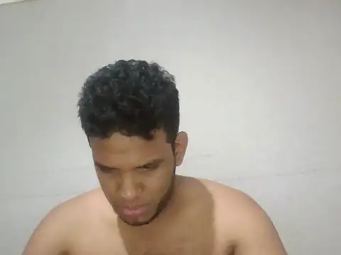 Snapshot of josecamsex27 chatting on 12-17-25, 02:56 josecamsex27 online show from 12-17-25, 02:56