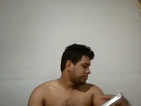 Snapshot of josecamsex27 chatting on 01-14-26, 02:55 josecamsex27 online show from 01-14-26, 02:55