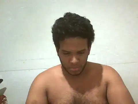 Snapshot of josecamsex27 chatting on 02-25-26, 02:16 josecamsex27 online show from 02-25-26, 02:16