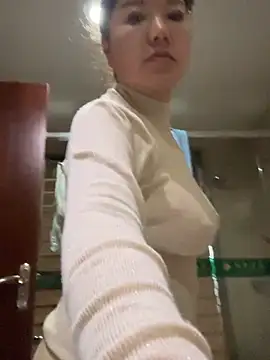 Snapshot of oo-shanshan chatting on 02-15-26, 11:23 oo-shanshan online show from 02-15-26, 11:23