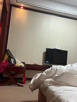 Snapshot of oo-shanshan chatting on 02-19-26, 02:24 oo-shanshan online show from 02-19-26, 02:24