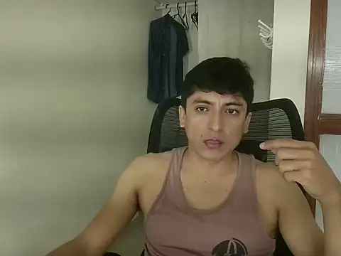 Snapshot of romdem chatting on 11-24-25, 04:45 romdem online show from 11-24-25, 04:45