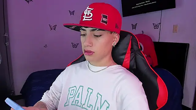 ThiagoDV online show from 11-14-25, 01:54