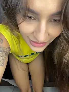Snapshot of engelintense chatting on 05-12-26, 11:35 engelintense online show from 05-12-26, 11:35