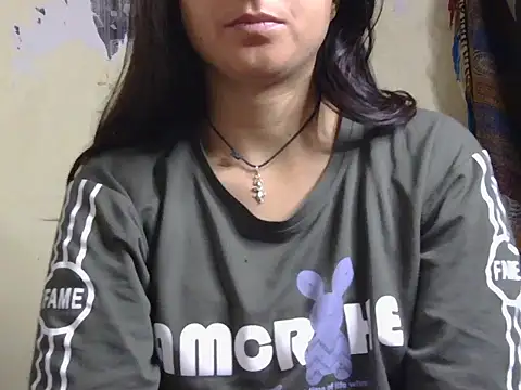 Snapshot of Anika_Singh chatting on 02-06-26, 03:11 Anika Singh online show from 02-06-26, 03:11