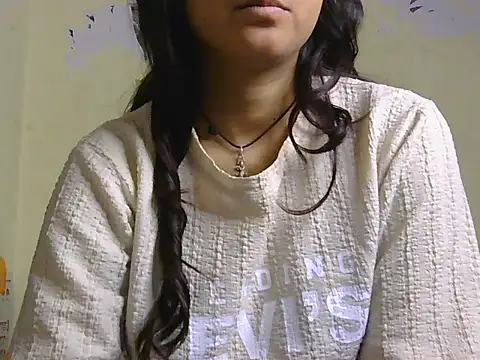Snapshot of Anika_Singh chatting on 02-11-26, 03:33 Anika Singh online show from 02-11-26, 03:33