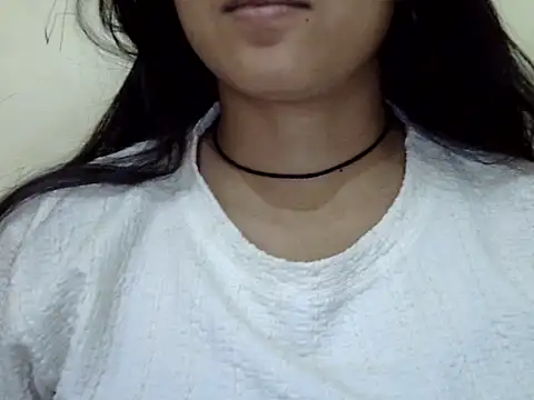 Snapshot of Anika_Singh chatting on 03-03-26, 09:48 Anika Singh online show from 03-03-26, 09:48