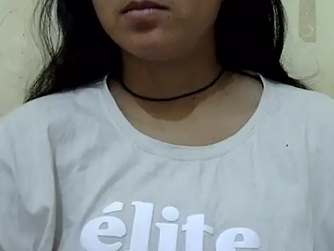 Snapshot of Anika_Singh chatting on 03-16-26, 08:18 Anika Singh online show from 03-16-26, 08:18