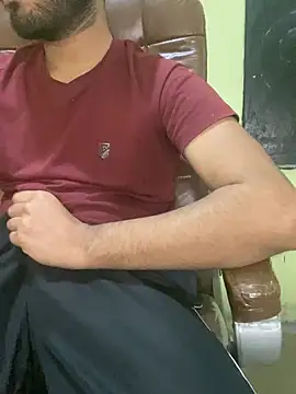 hotyyyyjonny online show from 04-11-26, 05:23