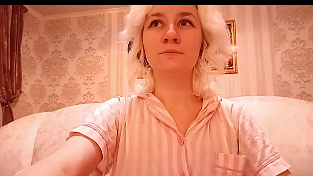 KyokoAck online show from 11-23-25, 03:01