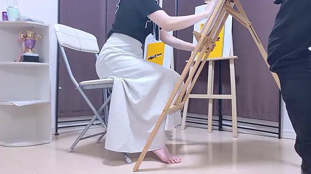 Snapshot of Benzou_the_Painter chatting on 05-20-26, 11:55 Benzou the Painter online show from 05-20-26, 11:55