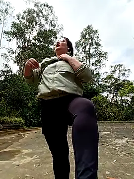 Snapshot of SaloGray8 chatting on 02-09-26, 03:38 SaloGray8 online show from 02-09-26, 03:38