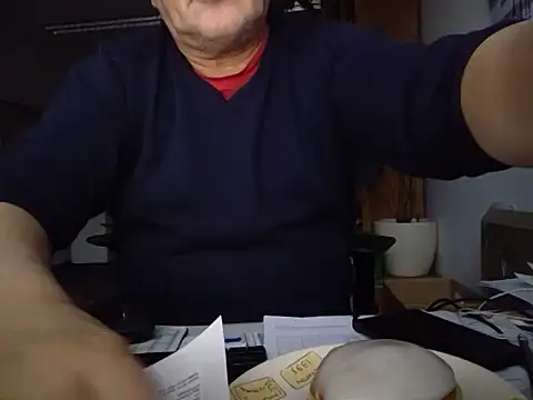 Snapshot of sssuka chatting on 02-13-26, 04:25 sssuka online show from 02-13-26, 04:25