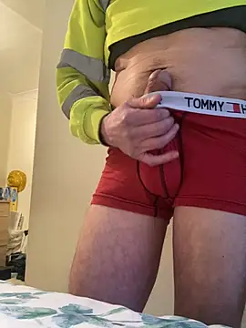 Snapshot of funguy19782 chatting on 02-18-26, 04:25 funguy19782 online show from 02-18-26, 04:25