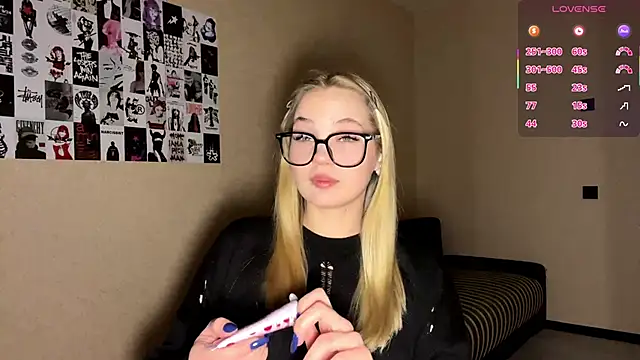 Snapshot of JestineParslow chatting on 01-06-26, 08:34 JestineParslow online show from 01-06-26, 08:34