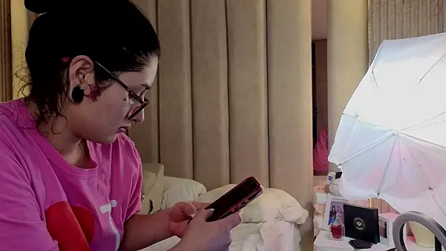 Snapshot of Iamnyxy chatting on 11-28-25, 11:13 Iamnyxy online show from 11-28-25, 11:13