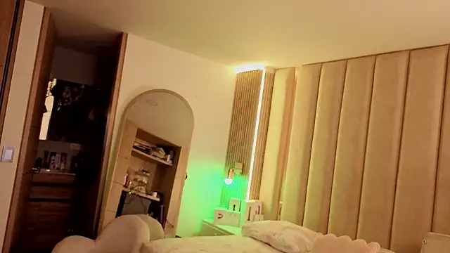 Iamnyxy online show from 03-10-26, 11:04