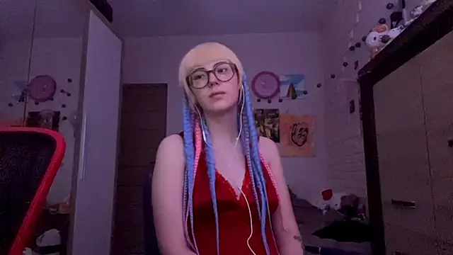 Snapshot of EffacedScan chatting on 11-30-25, 02:10 EffacedScan online show from 11-30-25, 02:10