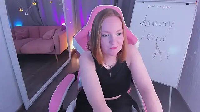 Snapshot of Elizabeth_Walson chatting on 11-16-25, 11:49 Elizabeth Walson online show from 11-16-25, 11:49