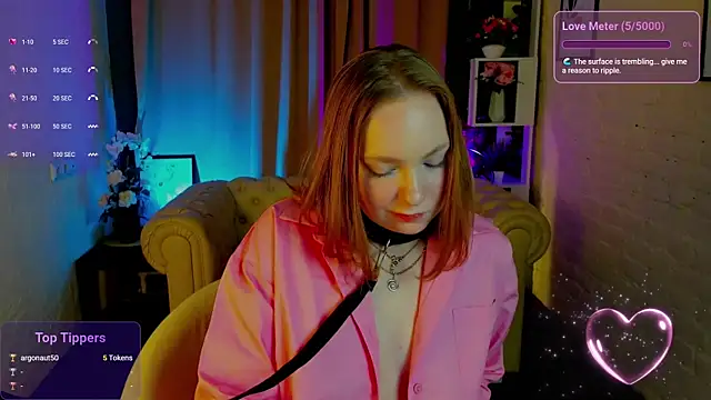 Snapshot of Elizabeth_Walson chatting on 11-22-25, 09:36 Elizabeth Walson online show from 11-22-25, 09:36