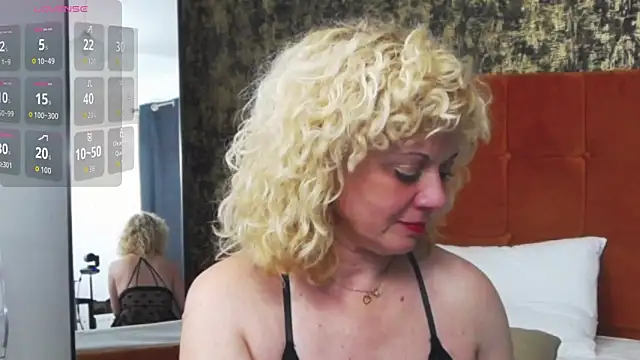 LittleCurlyGirl online show from 12-03-25, 07:01