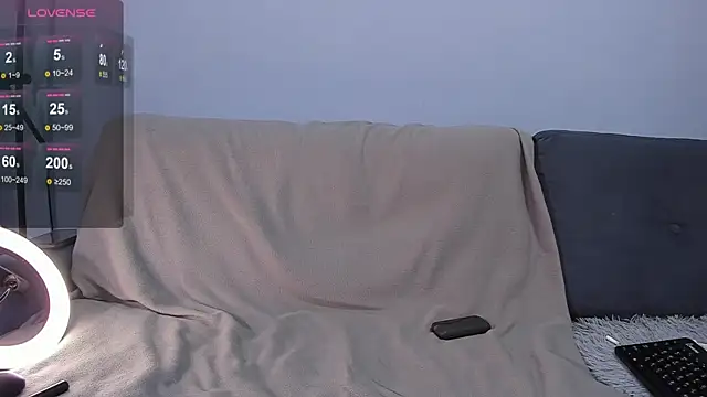 Snapshot of AlanReckless chatting on 11-26-25, 04:13 AlanReckless online show from 11-26-25, 04:13