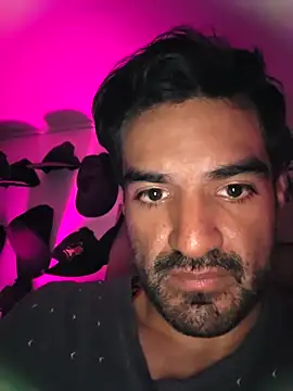 piggylatino online show from 02-12-26, 11:11