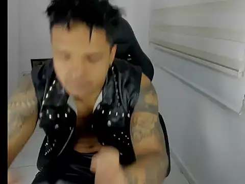 master leather online show from 04-01-26, 04:04