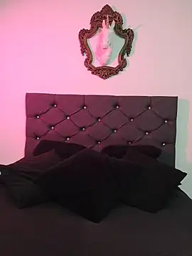 StephanieMadison online show from 11-19-25, 08:31