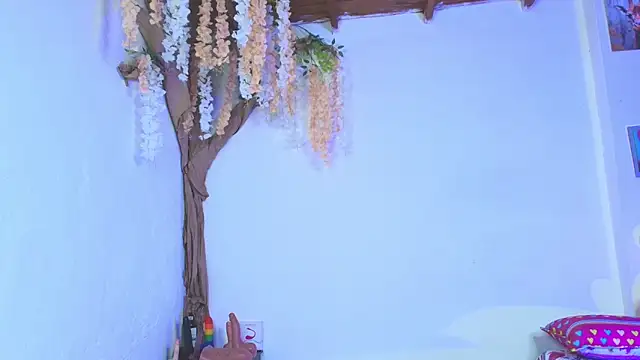 Snapshot of MISS_SAMMYROSE chatting on 05-30-26, 04:20 MISS SAMMYROSE online show from 05-30-26, 04:20