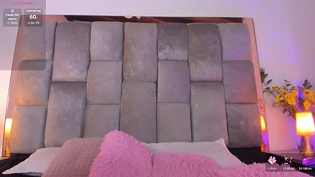 Snapshot of Ana_Torres_ chatting on 12-03-25, 09:57 Ana Torres online show from 12-03-25, 09:57