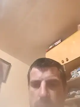 TwardyKierowca online show from 04-12-26, 09:31