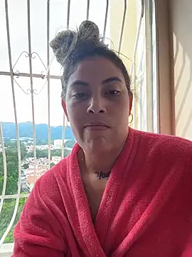 Snapshot of Anna_Bitch_Disgusting chatting on 12-04-25, 07:22 Anna Bitch Disgusting online show from 12-04-25, 07:22