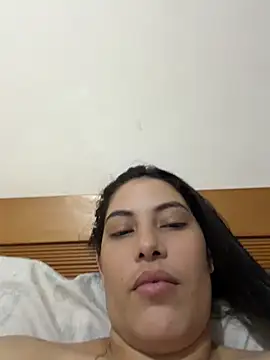 Snapshot of Anna_Bitch_Disgusting chatting on 07-12-26, 03:30 Anna Bitch Disgusting online show from 07-12-26, 03:30
