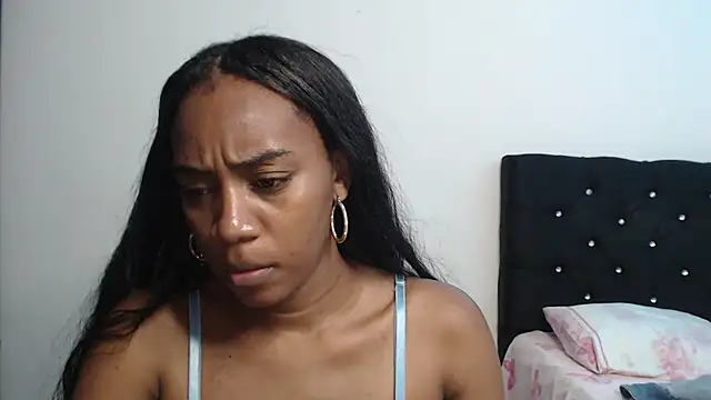 Snapshot of AishaOwens chatting on 11-27-25, 07:38 AishaOwens online show from 11-27-25, 07:38