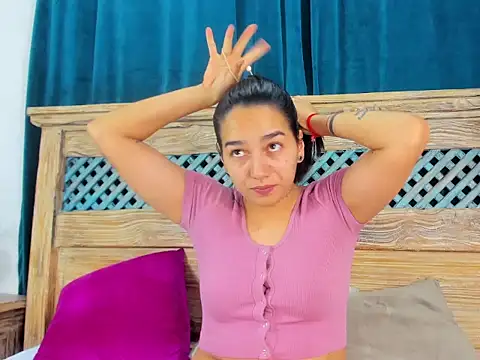 Snapshot of Chelsea_Russell01 chatting on 11-21-25, 02:32 Chelsea Russell01 online show from 11-21-25, 02:32