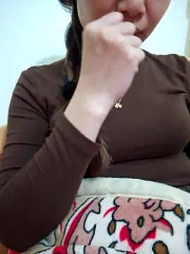 Niss8386 online show from 11-25-25, 01:22